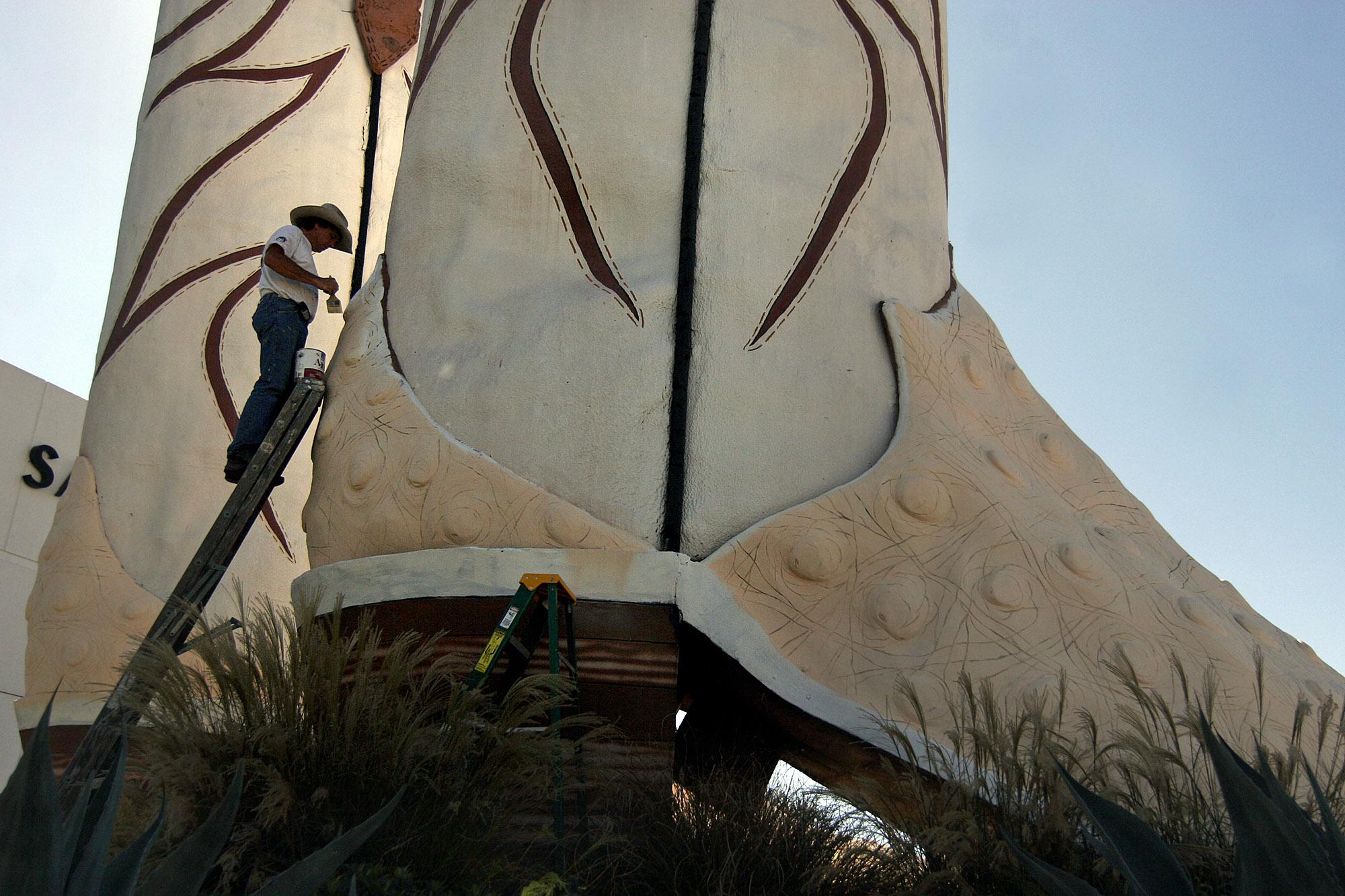 World's Largest Cowboy Boots Mark Their 40th Anniversary at North Star Mall, Arts Stories & Interviews, San Antonio