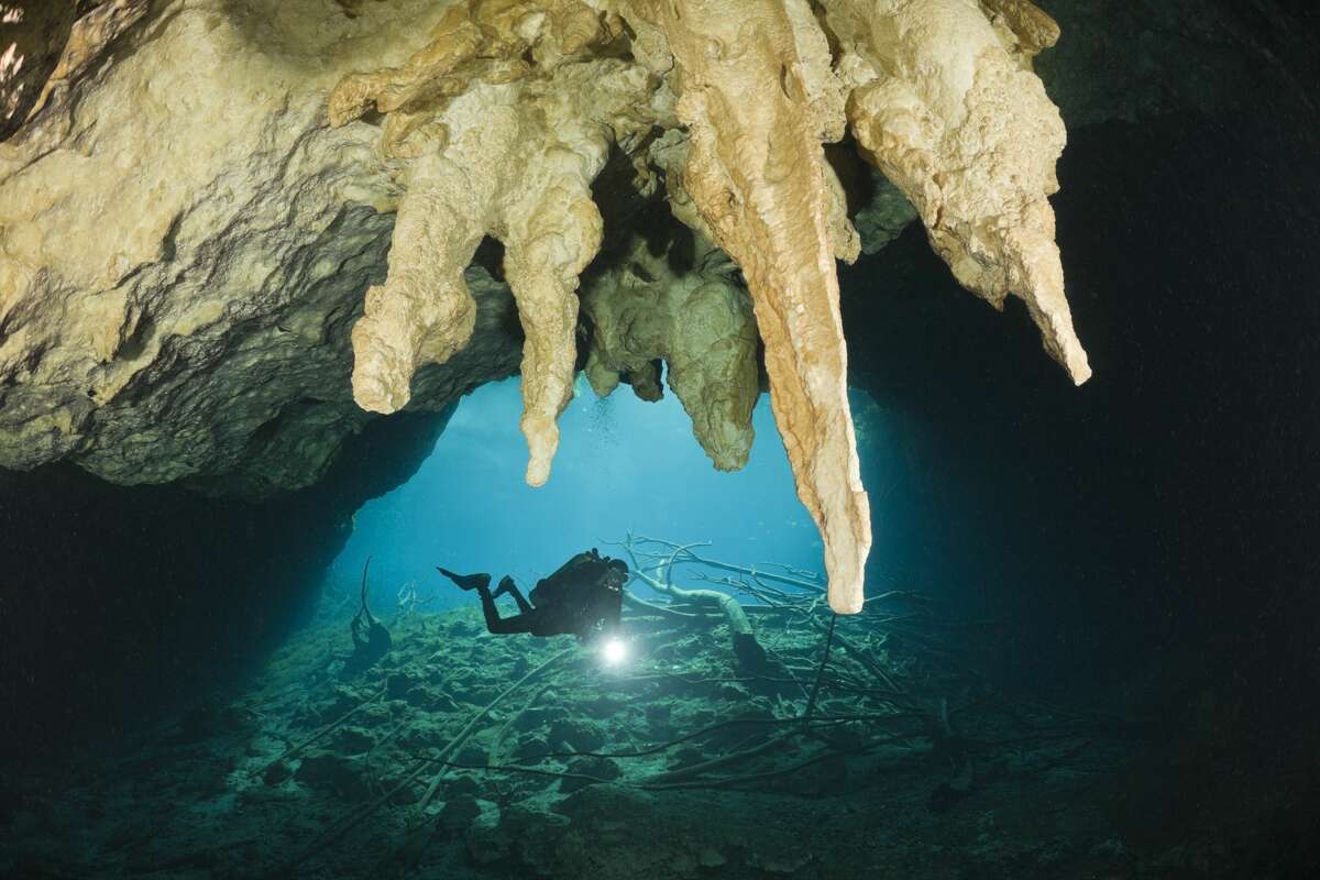 the-world-s-largest-underwater-cave-has-been-discovered-and-may-hold