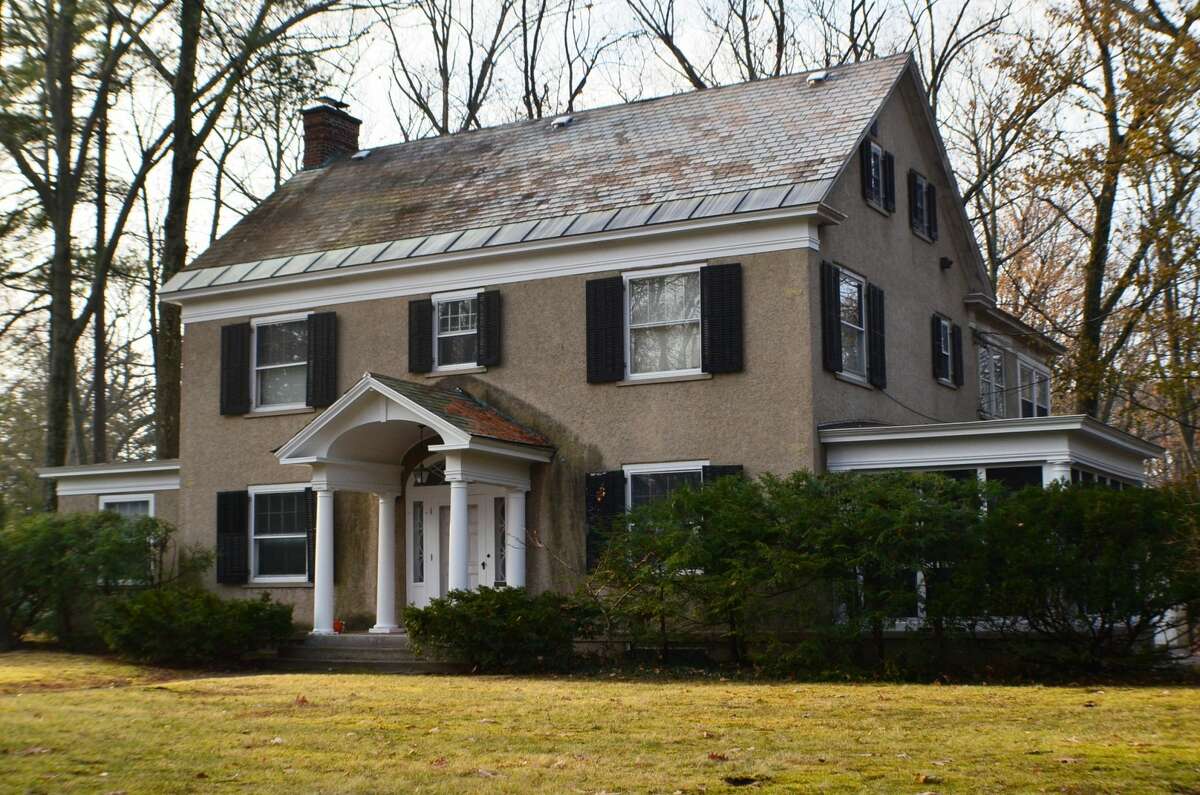 House of the Week Colonial in Schenectady’s GE Realty Plot
