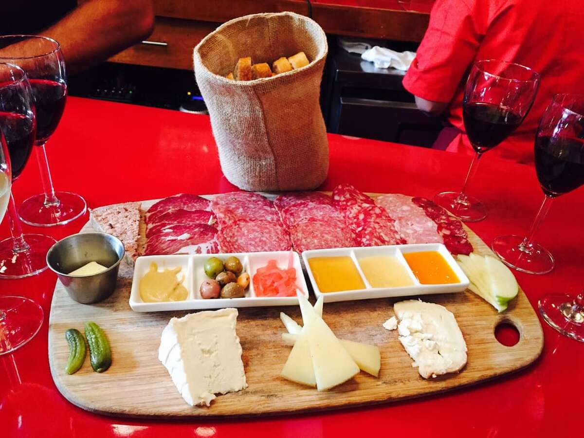 Yelp says these are the top happy hour spots in San Francisco