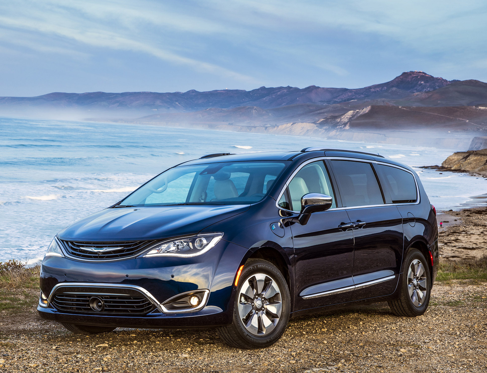 Chrysler Pacifica Plug In Hybrid Minivan Starts At