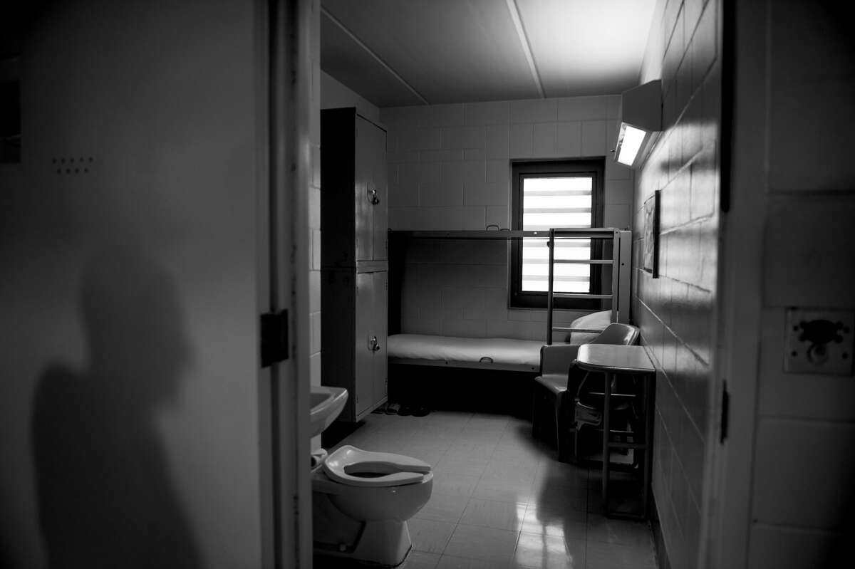 Get a look at the most notorious prisons in American history