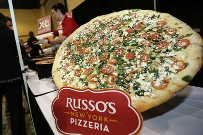 Russo S New York Pizzeria Opens In Pearland Town Center Houstonchronicle Com
