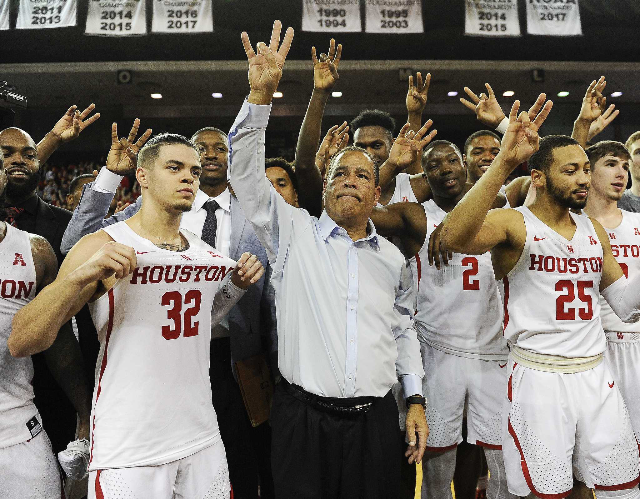 UH basketball breakdown Big week coming for Cougars