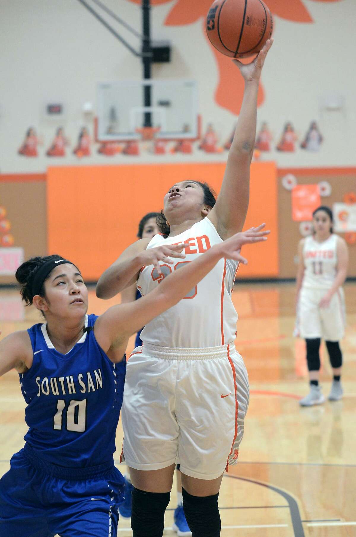 Ileana Rodriguez and United improved to 8-1 and maintained control of first place in District 29-6A with a 67-52 victory Saturday over South San.