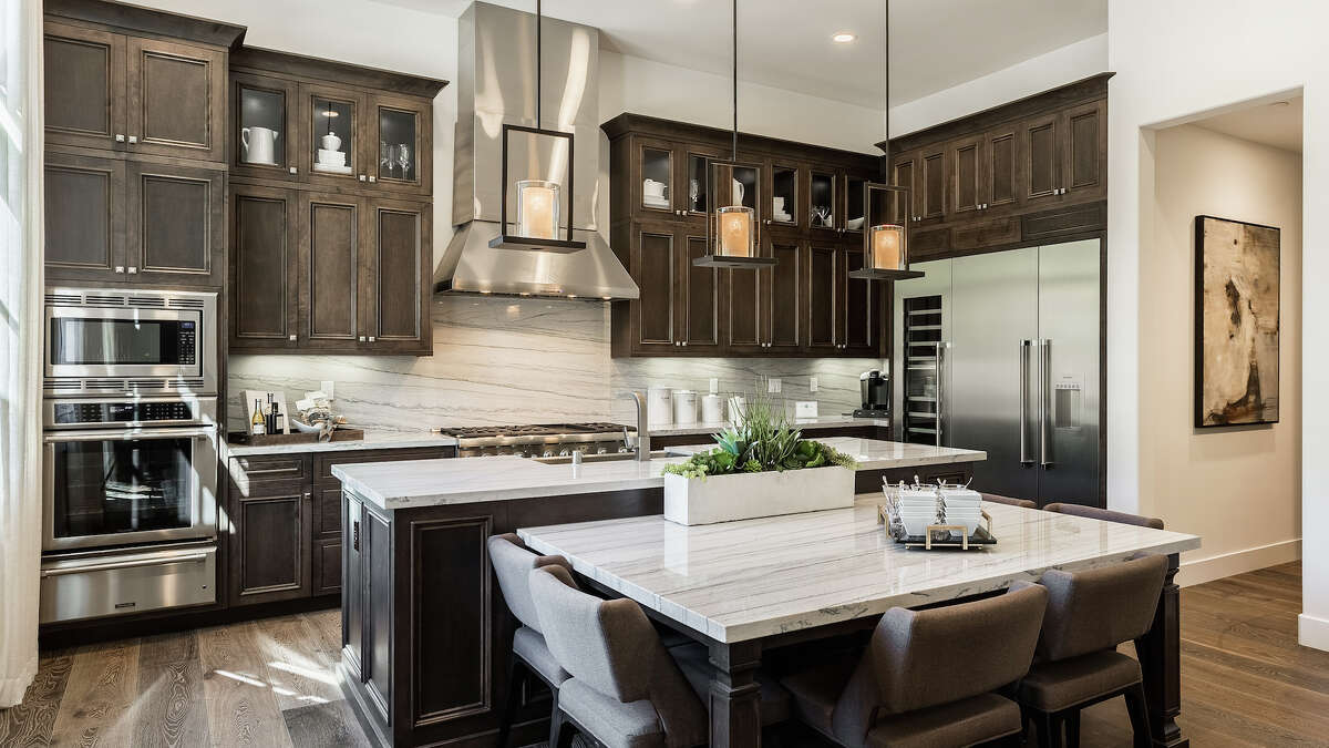 LIVE A BEAUTIFUL LIFE AT WILDER, ORINDA. LUXURY VIEW HOMES + CUSTOM