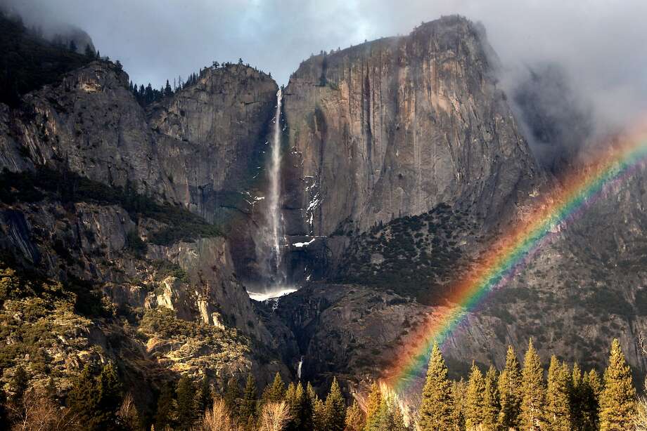 Once In A Lifetime See Yosemite Falls Turn Into A Cascading Rainbow