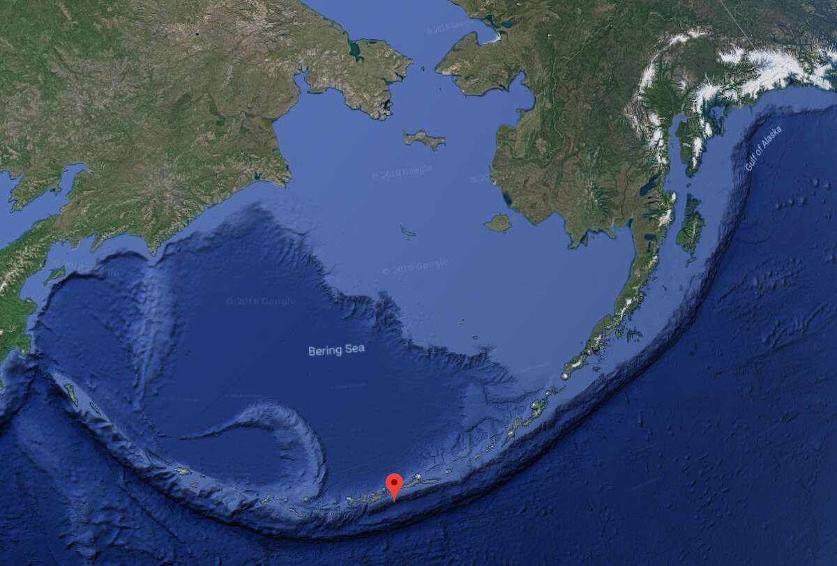What caused the alaska tsunami