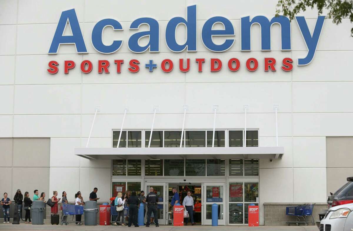 Houston Astros x Academy Sports + Outdoors: Back to School, Back to Sport 
