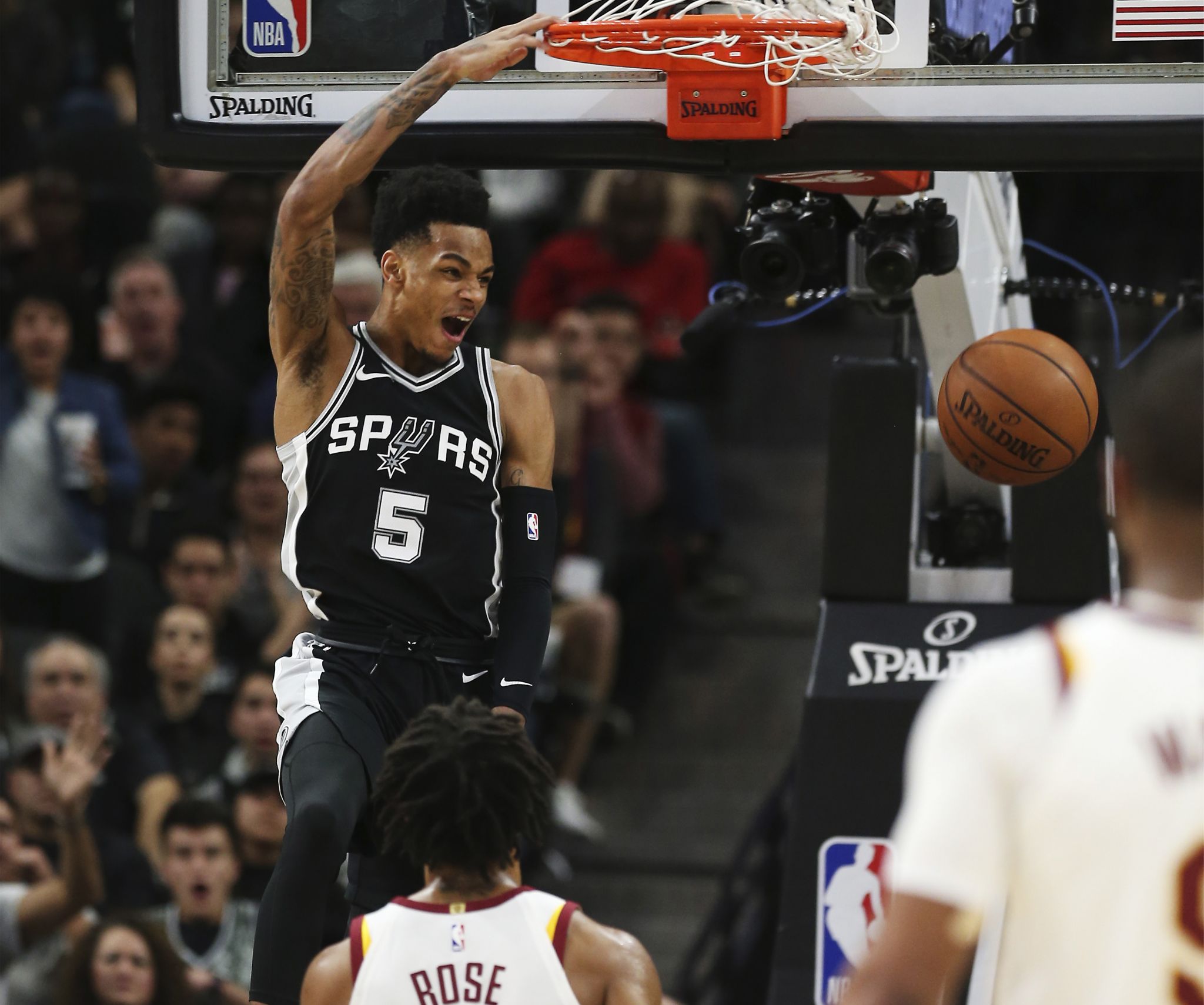 Spurs' Dejounte Murray joins elite NBA club with big outing against ...