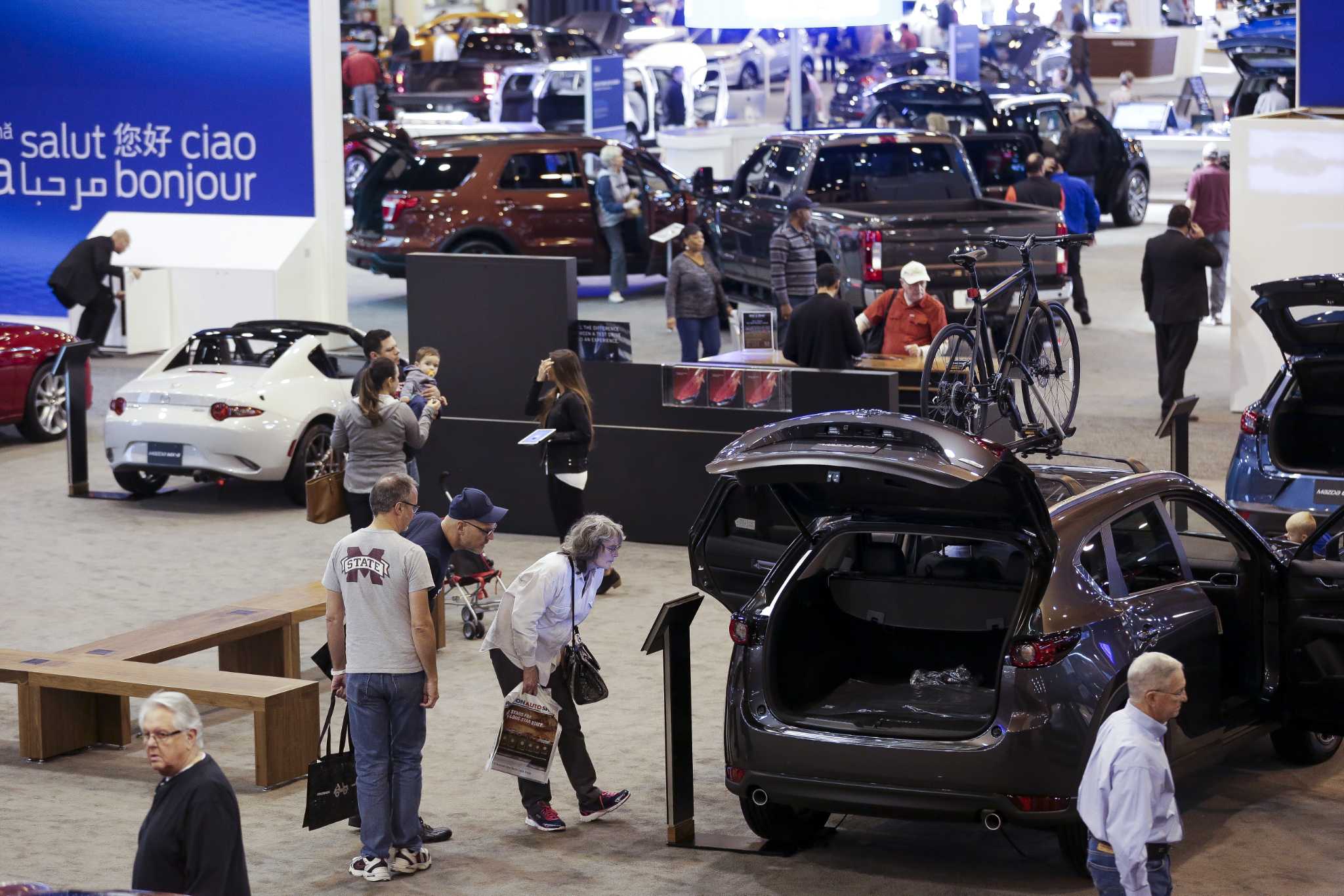 700 vehicles fill Houston Auto Show, but trucks and SUVs grab spotlight