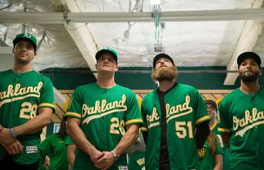 oakland a's green jersey