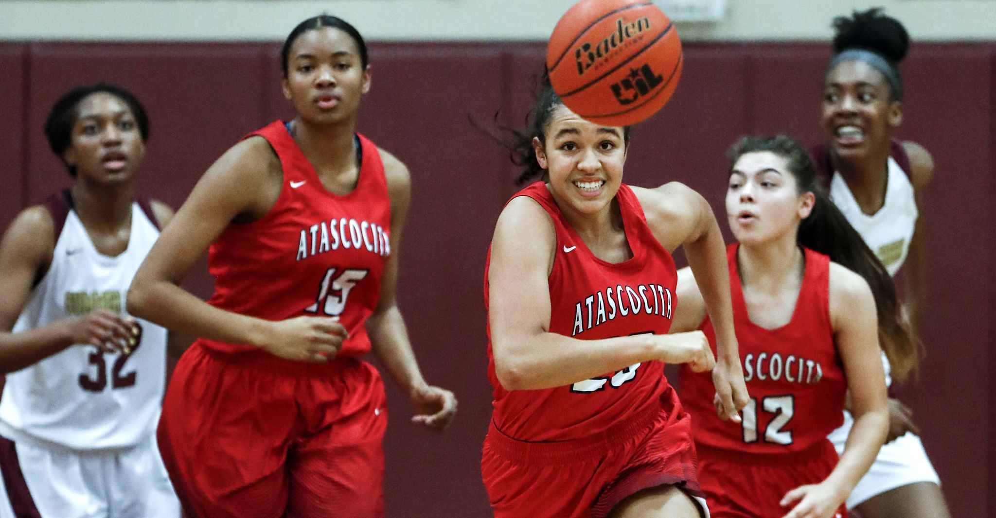 Atascocita Girls Take Down Summer Creek To Remain Perfect In