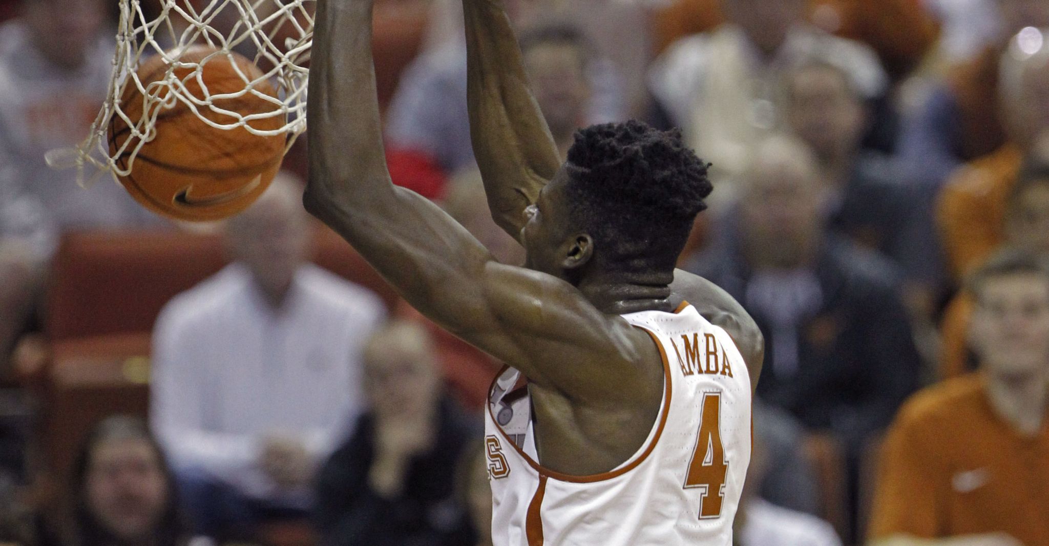 Mo Bamba dominates as Texas beats Ole Miss in Big 12/SEC Challenge