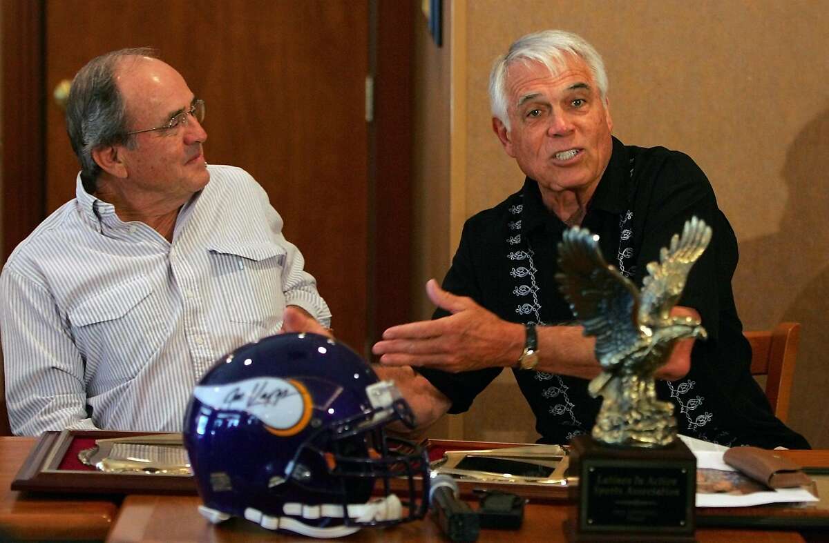 Ex-Vikings quarterback Joe Kapp has Alzheimer's