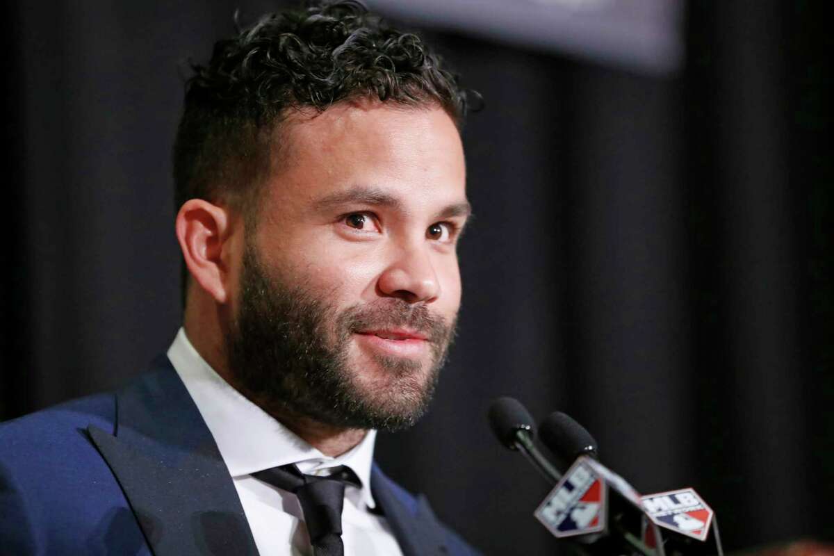 American League Most Valuable Player Jose Altuve of the Houston Astros speaks after accepting his award during the New York Chapter of the Baseball Writers' Association of America annual dinner in New York, Sunday, Jan. 28, 2018. (AP Photo/Kathy Willens)