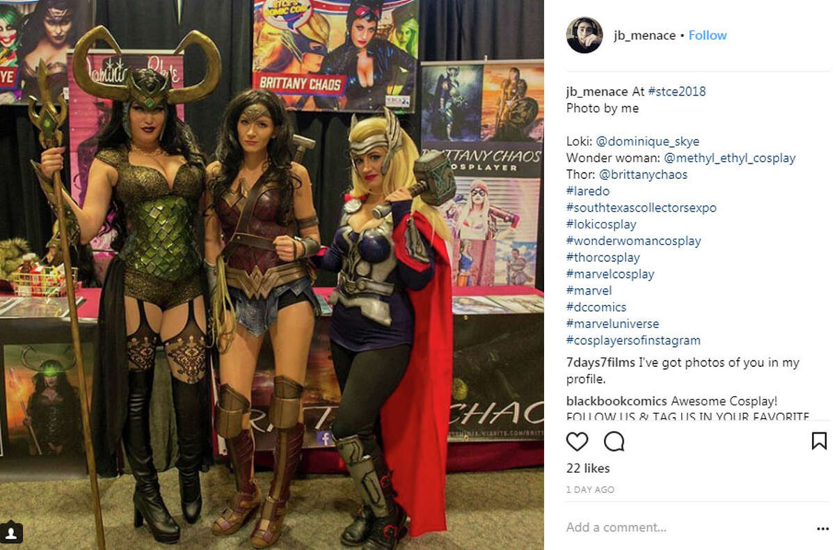 jb_menace: "At #stce2018 Photo by me Loki: @dominique_skye Wonder woman: @methyl_ethyl_cosplay Thor: @brittanychaos #laredo #southtexascollectorsexpo #lokicosplay #wonderwomancosplay #thorcosplay #marvelcosplay #marvel #dccomics #marveluniverse #cosplayersofinstagram"