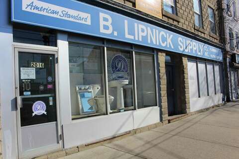 Century Old Bridgeport Plumbing Supply Company To Close B Lipnick Supply At 2016 Main Street Will Be Shutting Down For Good After A