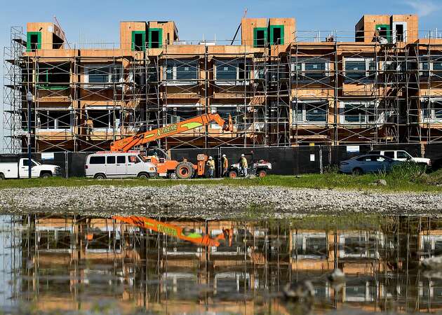 California's population grows to 39.8 million — and housing stock increases too
