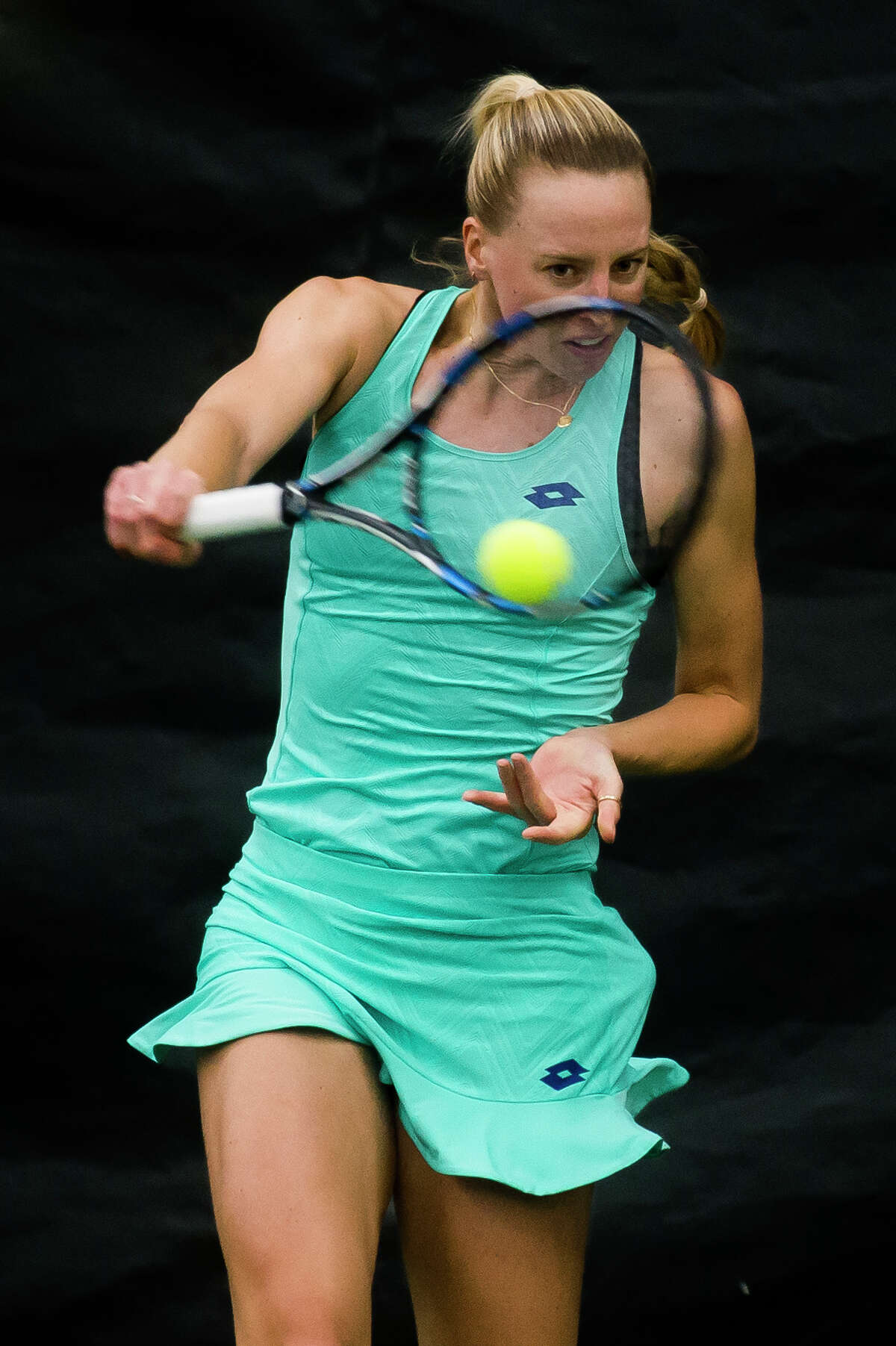 Naomi Broady of the United Kingdom returns the ball in a match against Mihaela Buzarnescu of Romania during the Dow Tennis Classic on Tuesday, Jan. 30, 2018 at the Greater Midland Tennis Center. Buzarnescu won 7-5, 7-5 over Broady. (Katy Kildee/kkildee@mdn.net)