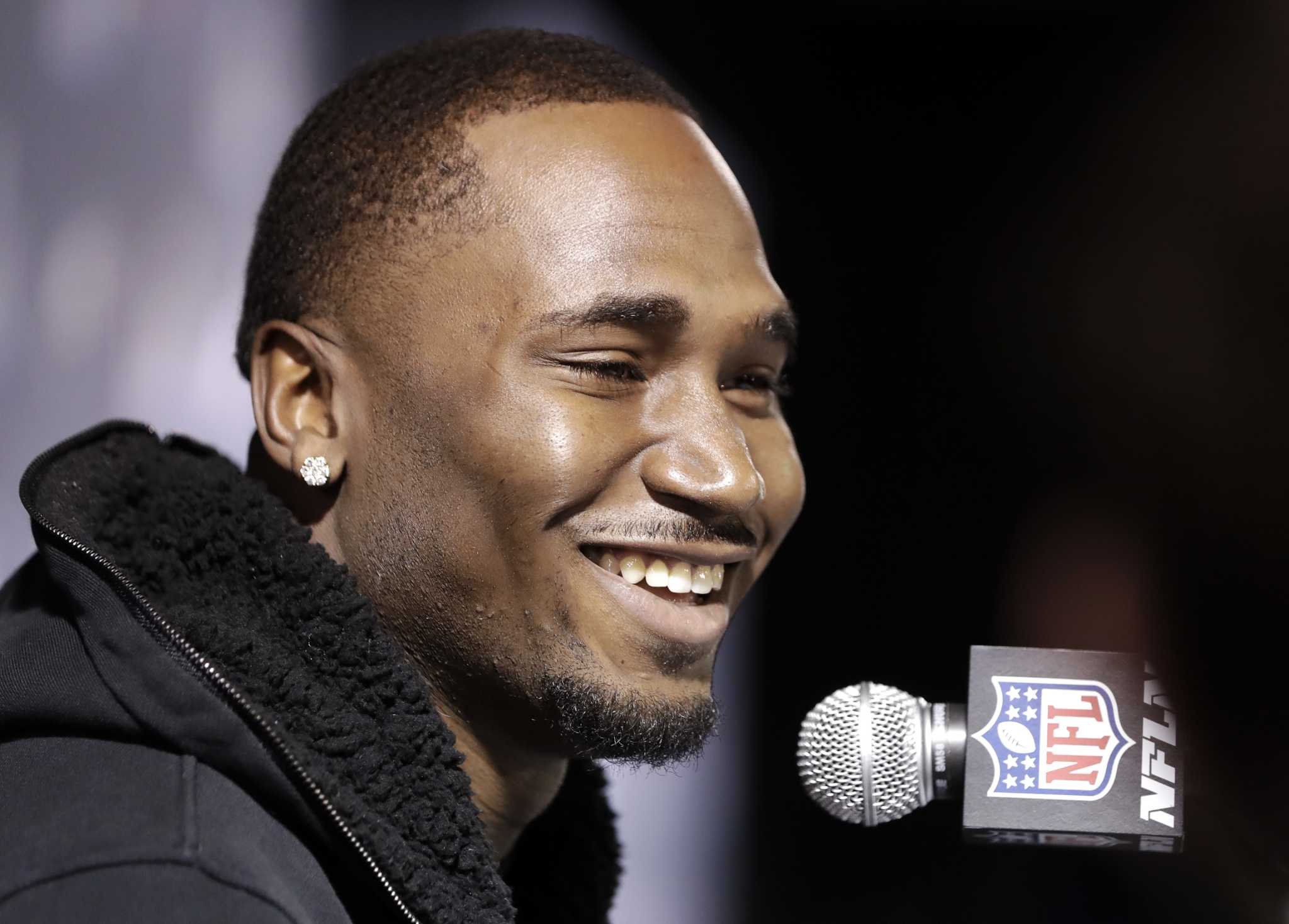 Dion Lewis agrees to one-year deal with Giants