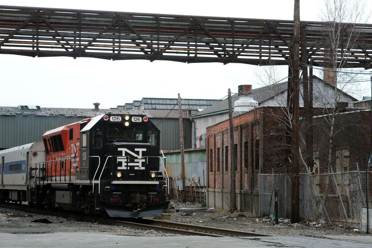 Valley leaders to push for more service on the Waterbury line