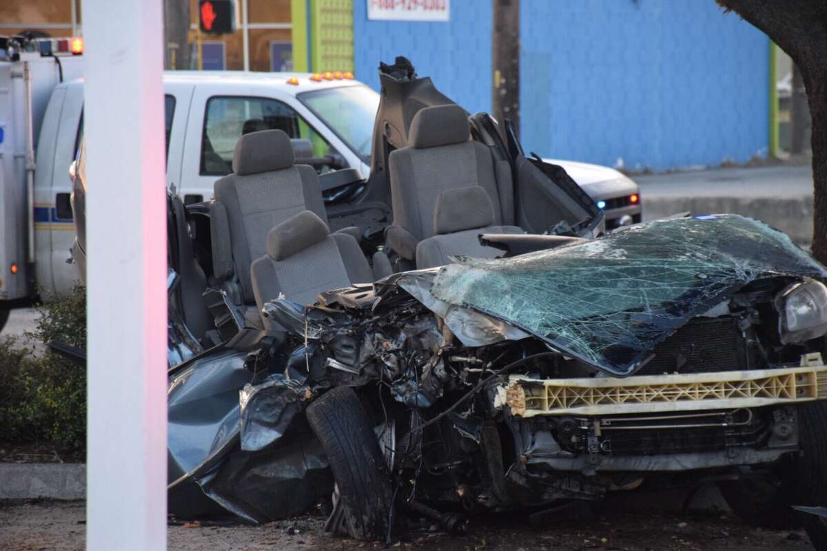 SAPD: 73-year-old man killed in violent crash at SW side Whataburger