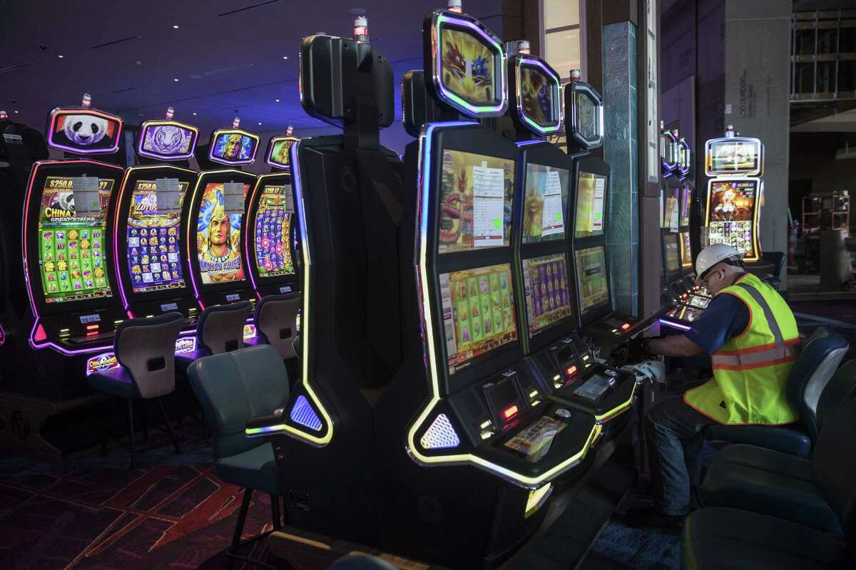 resorts world catskills new york state casinos