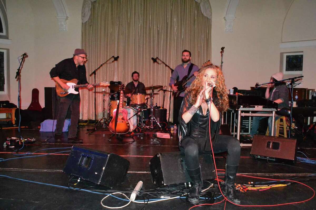 Dana Fuchs, a blues and rock singer performs at the Seabury Center in Westport, Saturday.