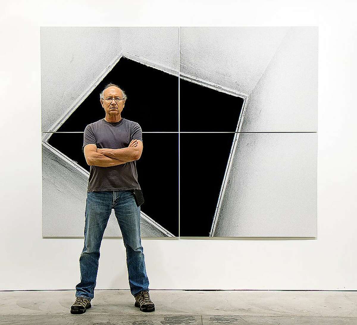 Steve Kahn in front of one of his mural-size works, photographed�in 1976 at Gagosian Gallery, and again in 2016 at Casemore Kirkeby.
