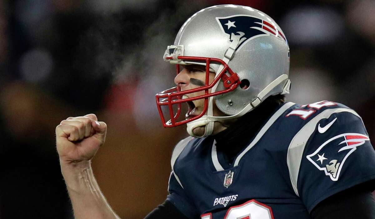 At 40, Tom Brady going strong for sixth Super Bowl title with Patriots