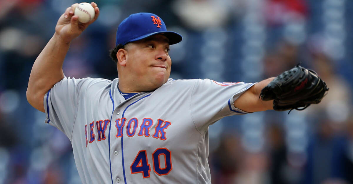 SEE IT: Bartolo Colon throws out first pitch for Mets on seven
