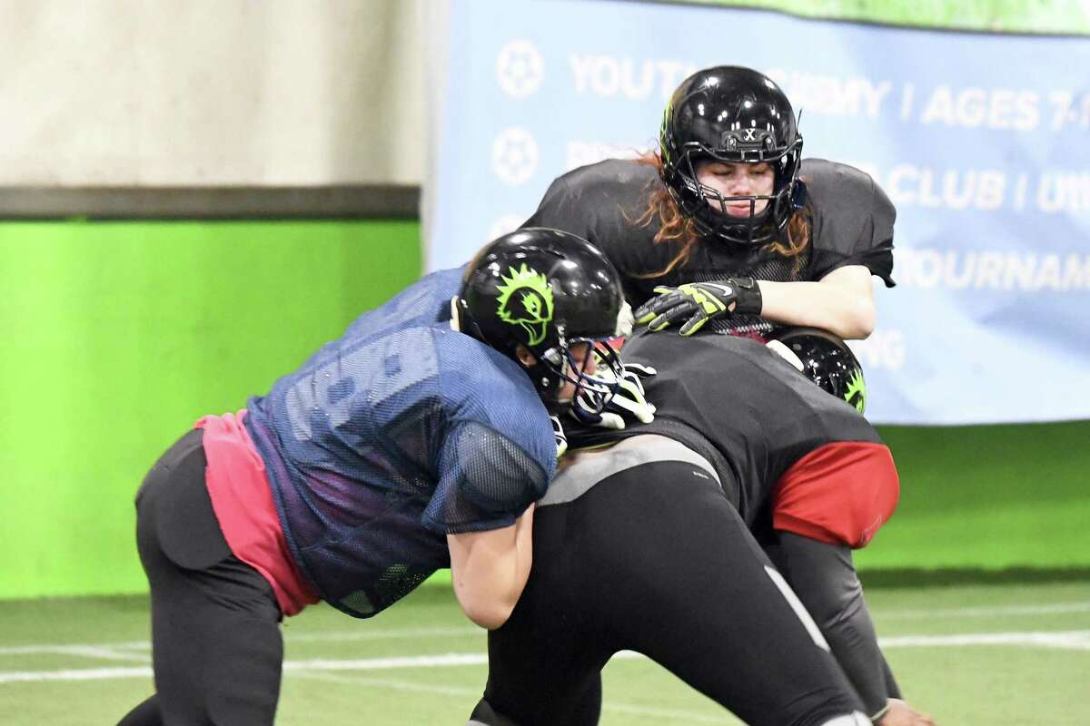 Connecticut Hawks recruit for women's tackle football team