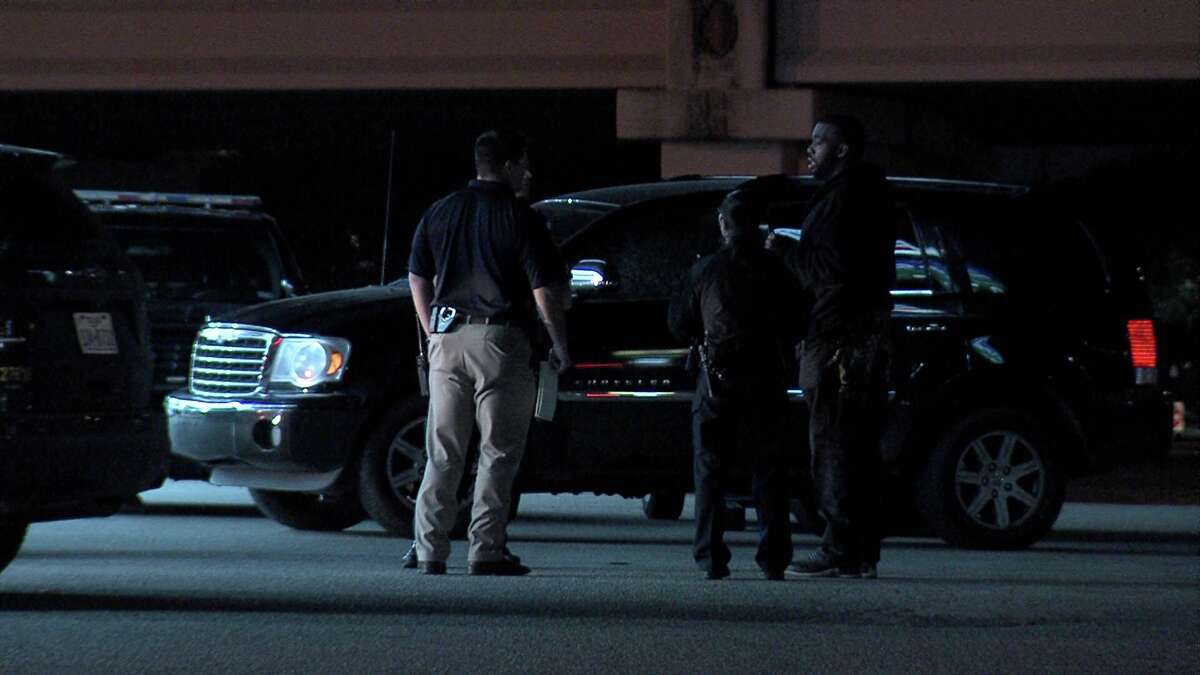 SAPD Security guard fatally shoots woman in neck as she tries to run