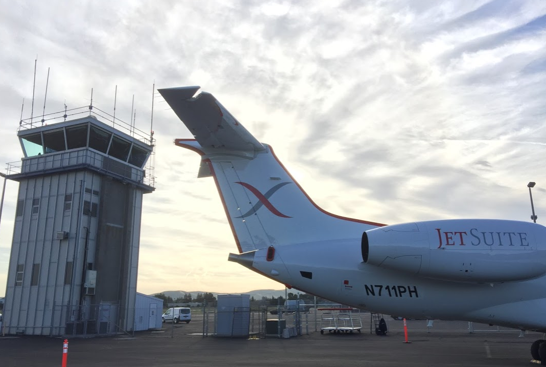 JetSuiteX plans air service between Oakland and Seattle's Boeing Field