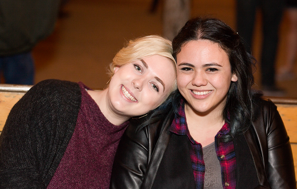 Photos Altrock duo Sleigh Bells pumps some life into S.A.'s Monday