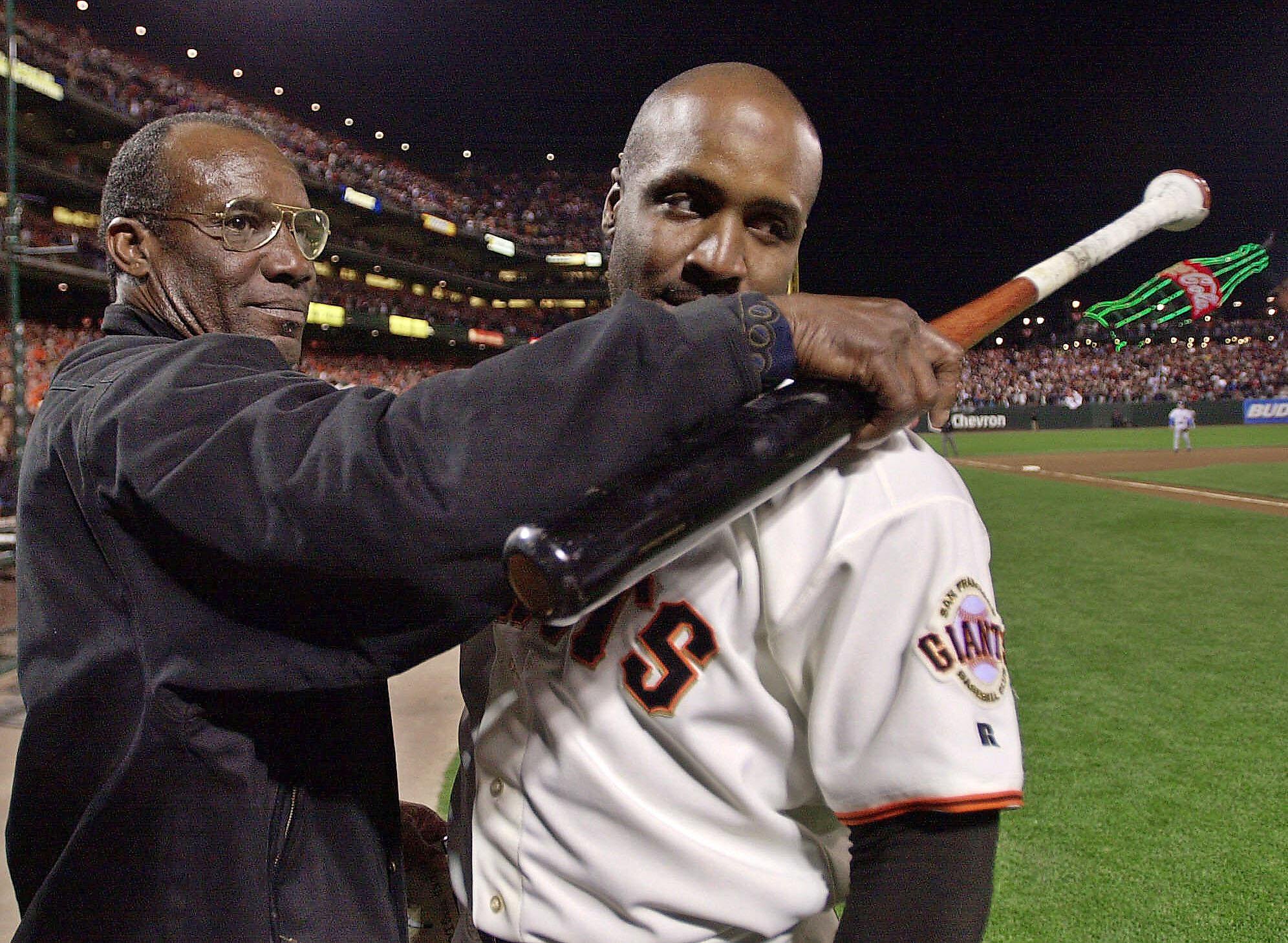 Home run king Barry Bonds has No. 25 retired by Giants