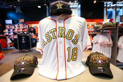 astros gold hat