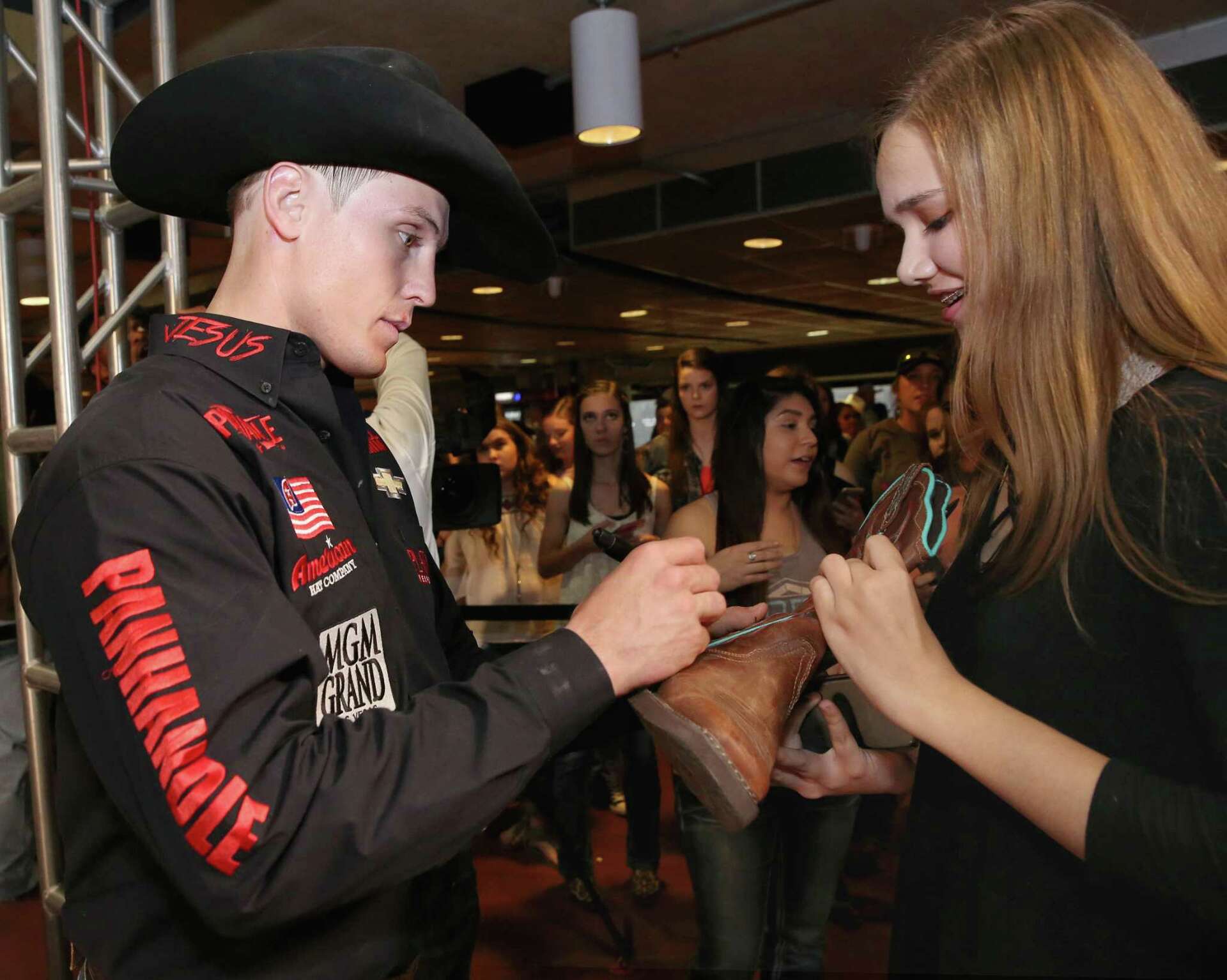 Super Cooper takes family's cowboy tradition new heights, image size:1920x1535