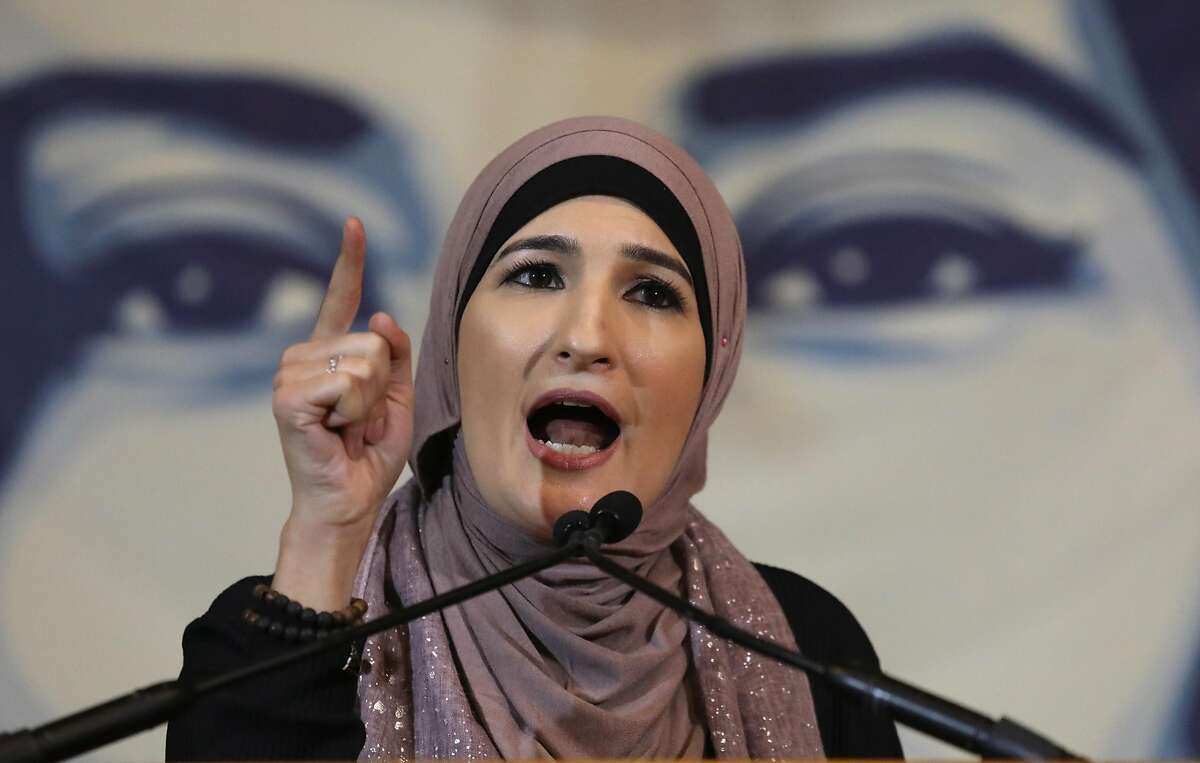Activist Linda Sarsour speaks during a National Day of Action for a Dream Act Now protest on February 7, 2018 in Washington D.C. 