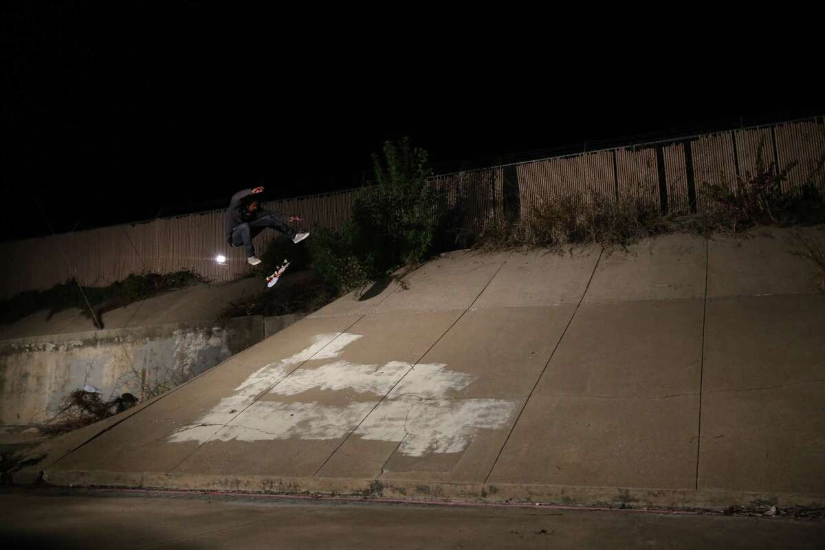 Dallis Thompson shows off in the skate video "Texalona 2."