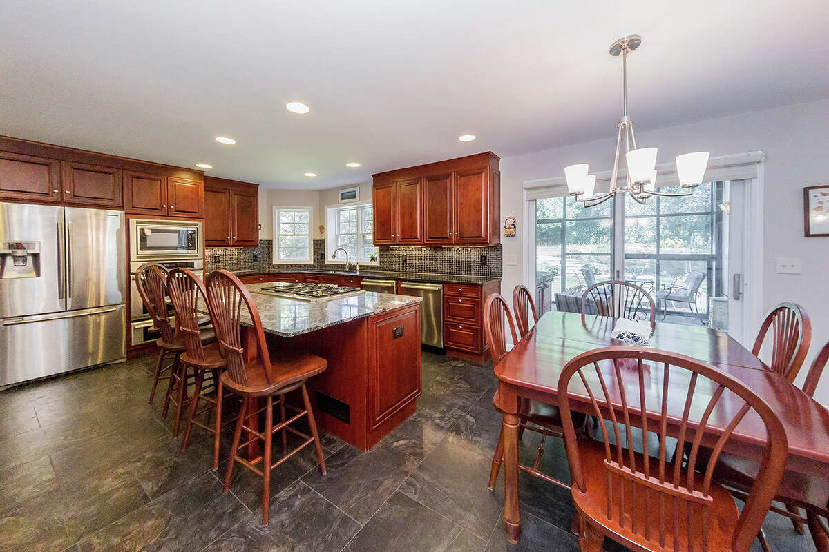 House of the Week Custom in Niskayuna