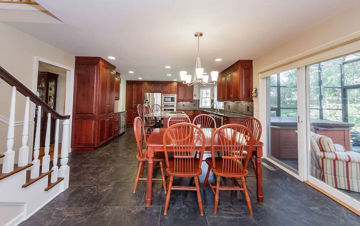 House of the Week Custom in Niskayuna