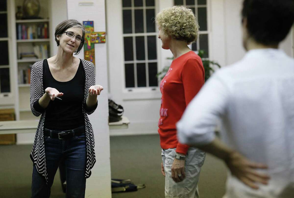 Kelly Hilliard Roush (left) worked with actresses Catherine Babbitt (second from right) and Angela Otey on “Lucky Woman,” a play staged at the Overtime Theater in 2015.