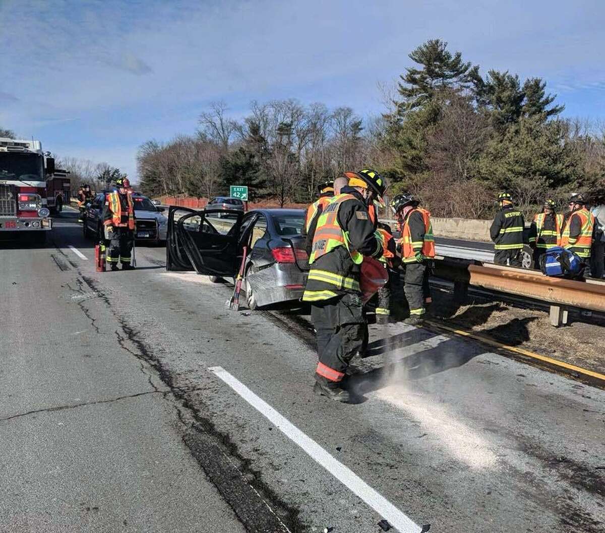 No Serious Injuries In Merritt Parkway Crash In Westport