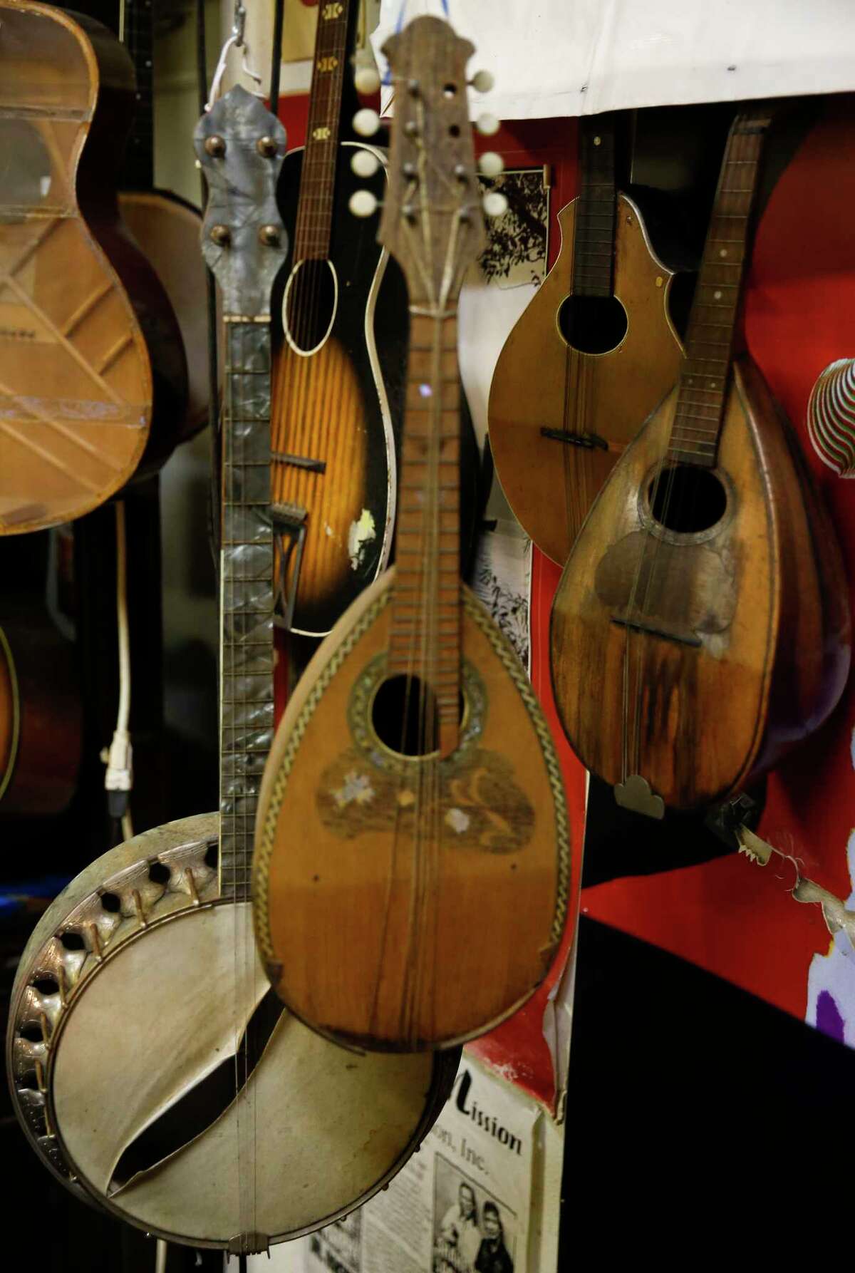 Owner of music store Rockin' Robin looks to change tune