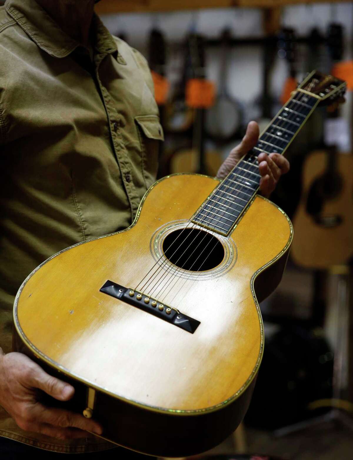 Owner of music store Rockin' Robin looks to change tune