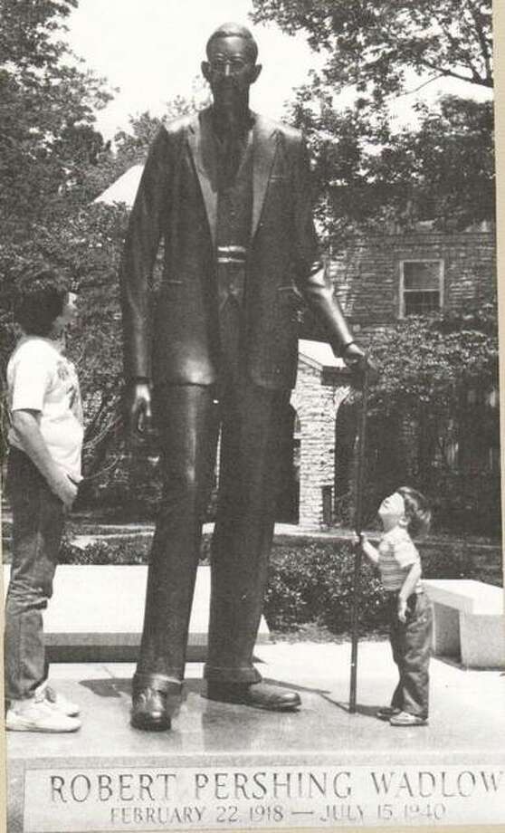 Our Past: Immortalizing Robert Wadlow - Alton Telegraph