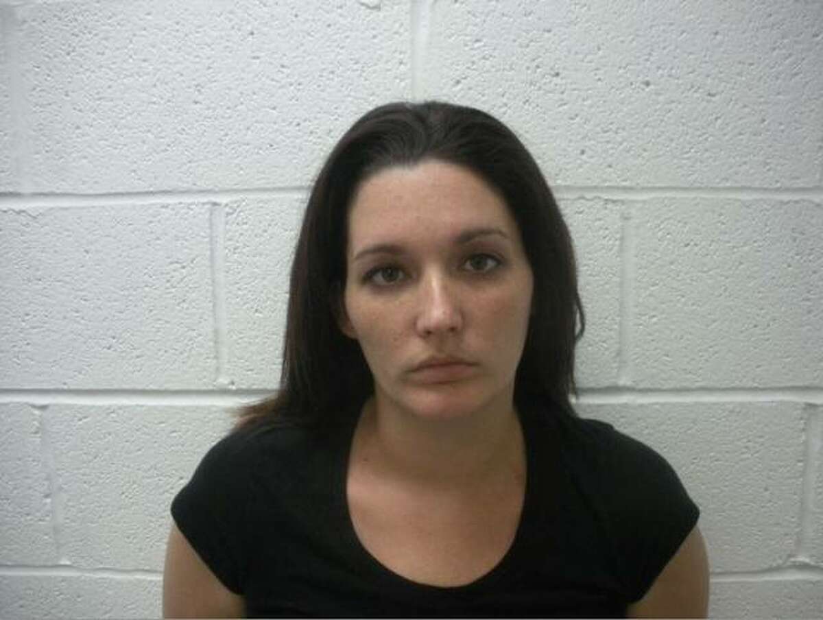 Warrants issued for two South Roxana sex offenders for failure to report