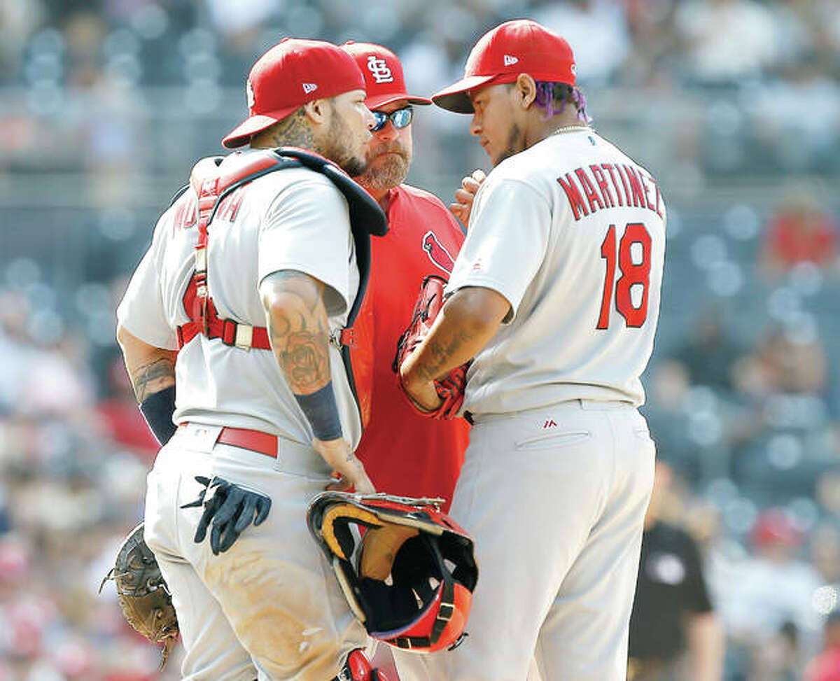 Yadier Molina's comments on the Cardinals coaching reports are